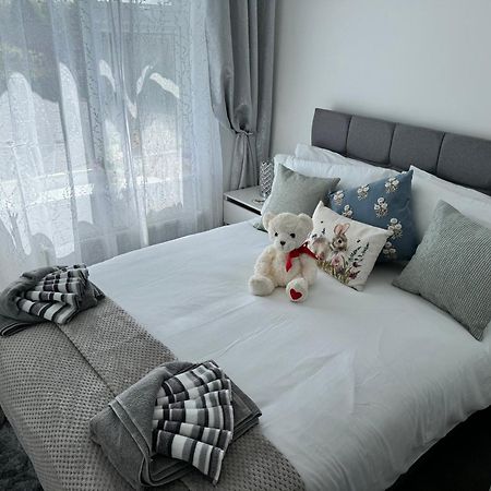 Modern 3-Bed Hideaway Near Westgate With Parking Villa Canterbury Exterior photo