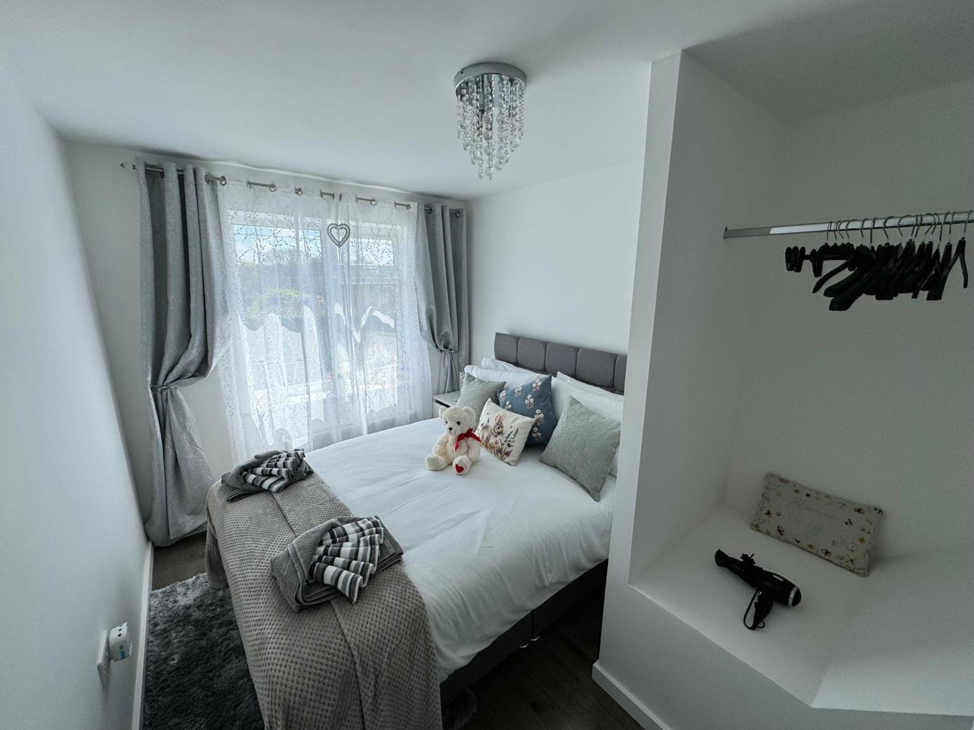 Modern 3-Bed Hideaway Near Westgate With Parking Villa Canterbury Exterior photo